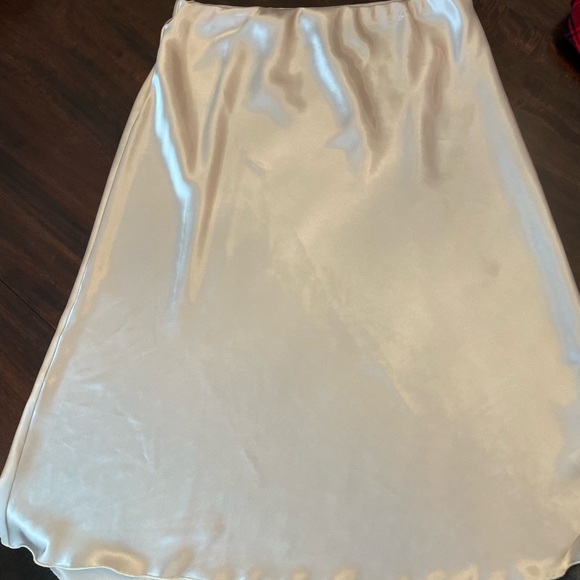 EUC Express y2k Satin Low Ride Midi Skirt sz L - Picture 5 of 9